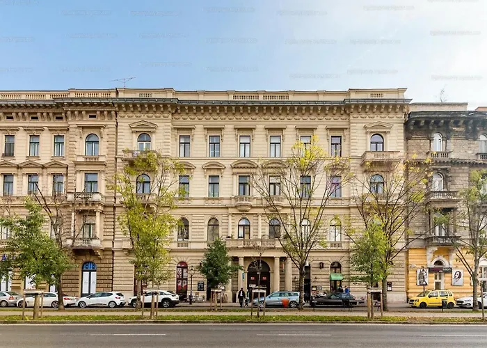 Brand New Sunny On Andrassy Street アパート *